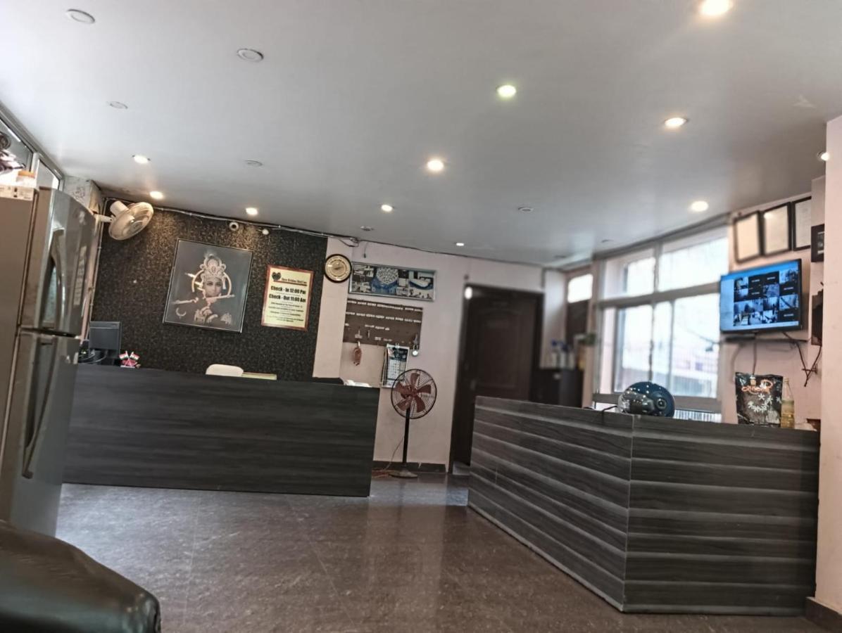 ורנאסי Shree Krishna Hotel Inn מראה חיצוני תמונה